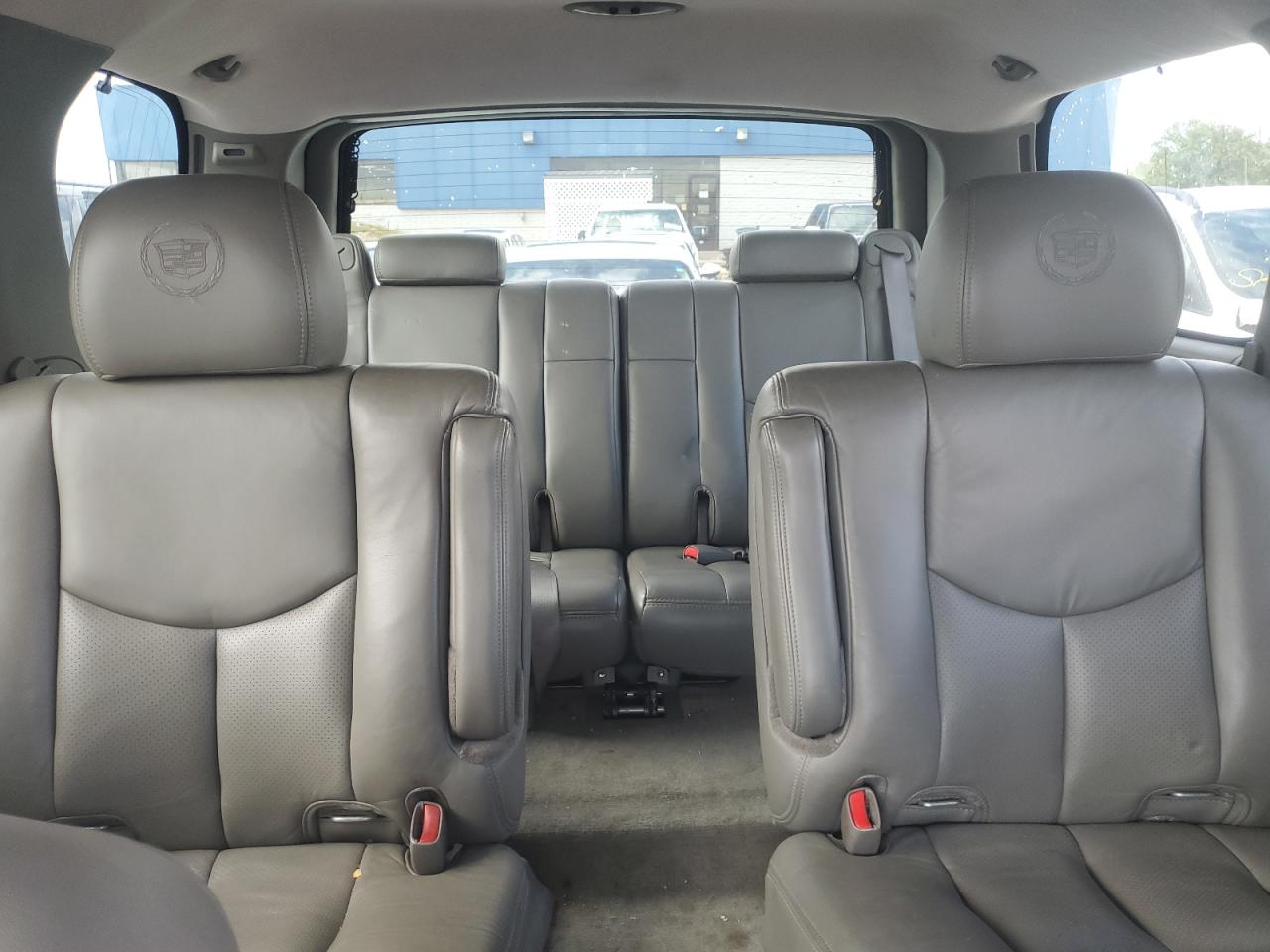 2004 Cadillac Escalade Luxury VIN: 1GYEK63N44R231327 Lot: 84036015