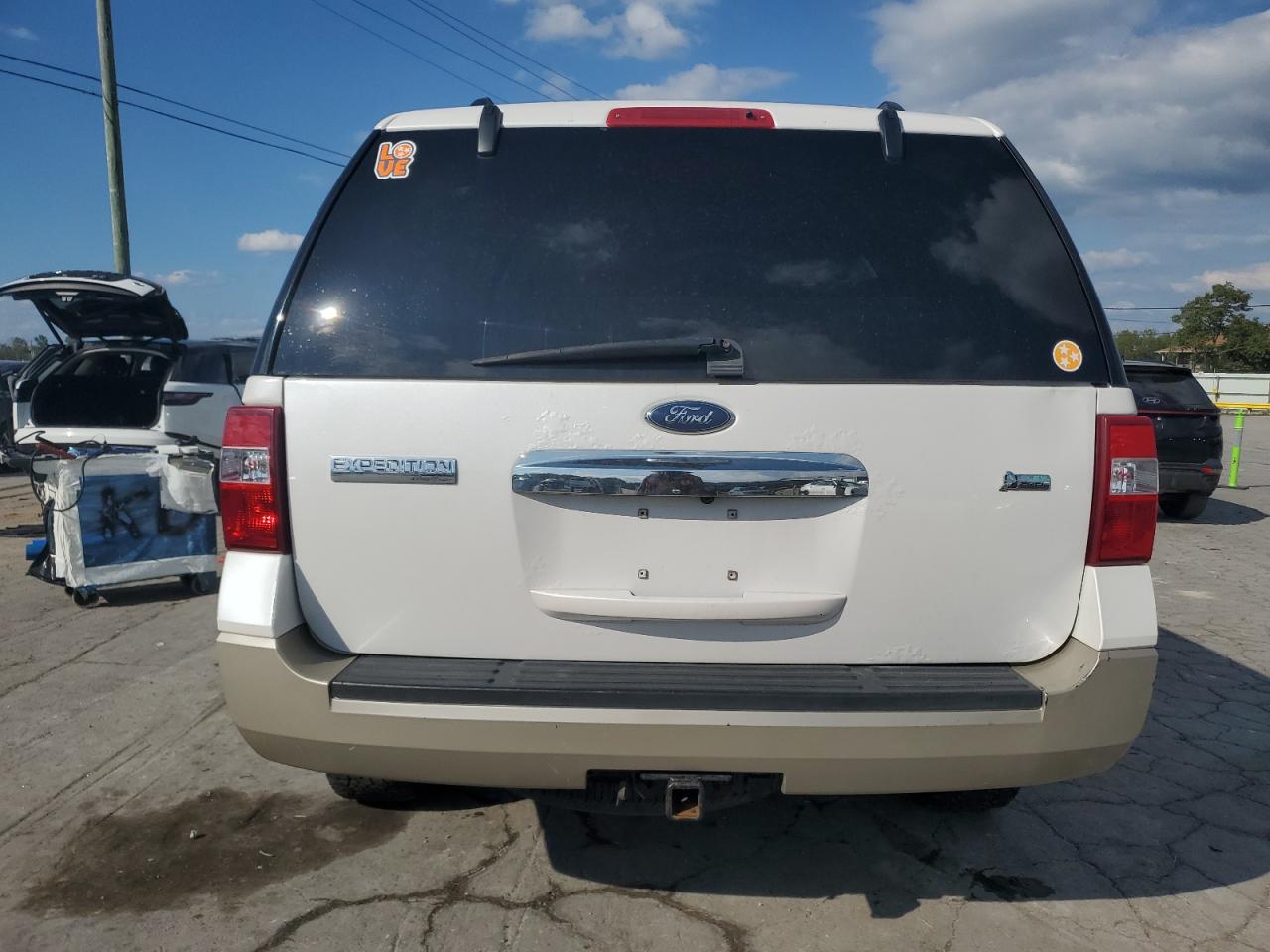 2010 Ford Expedition Eddie Bauer VIN: 1FMJU1J57AEA33764 Lot: 81876965