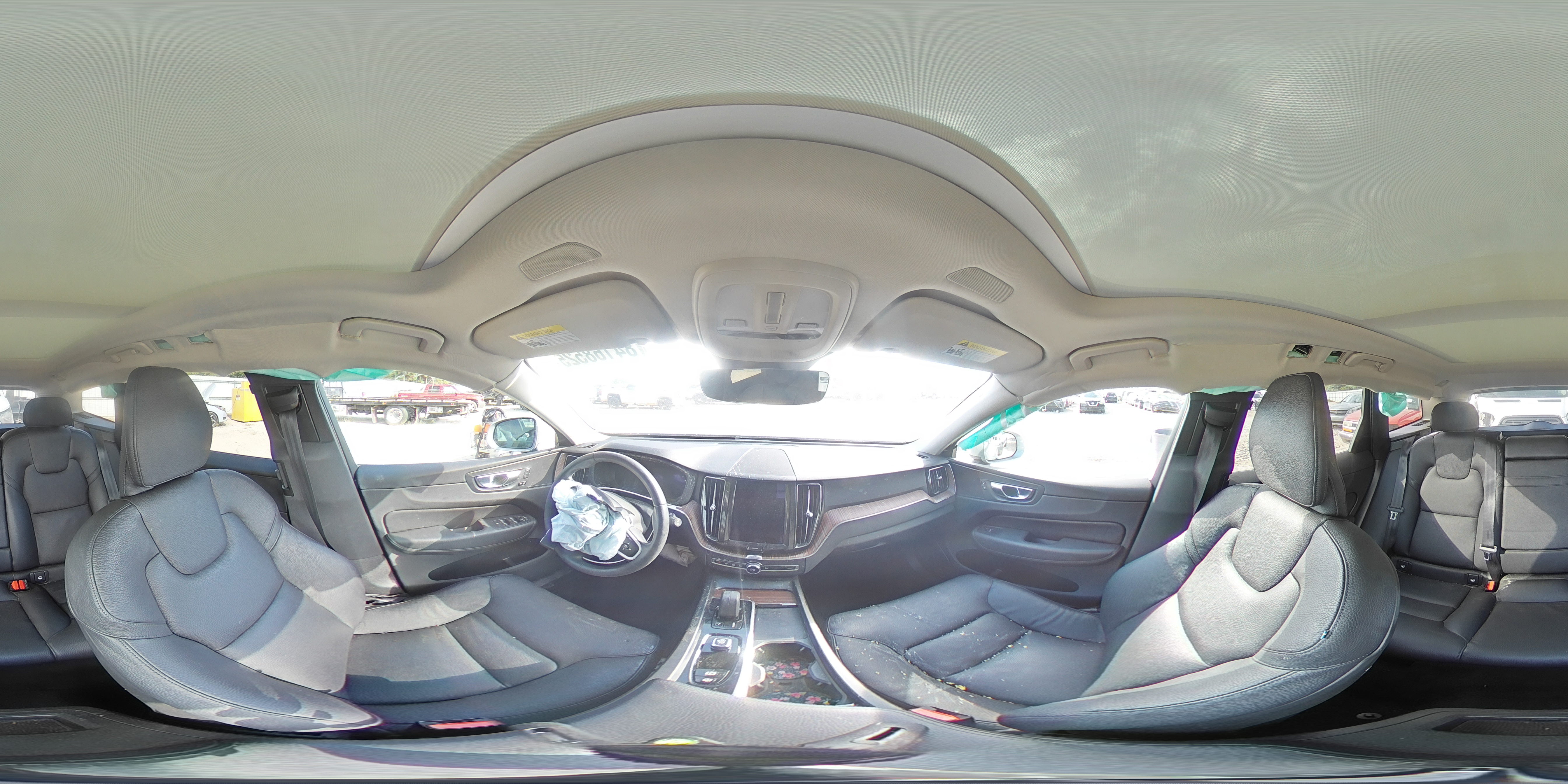 2022 Volvo Xc60 B5 Momentum VIN: YV4L12DK7N1920806 Lot: 84168525