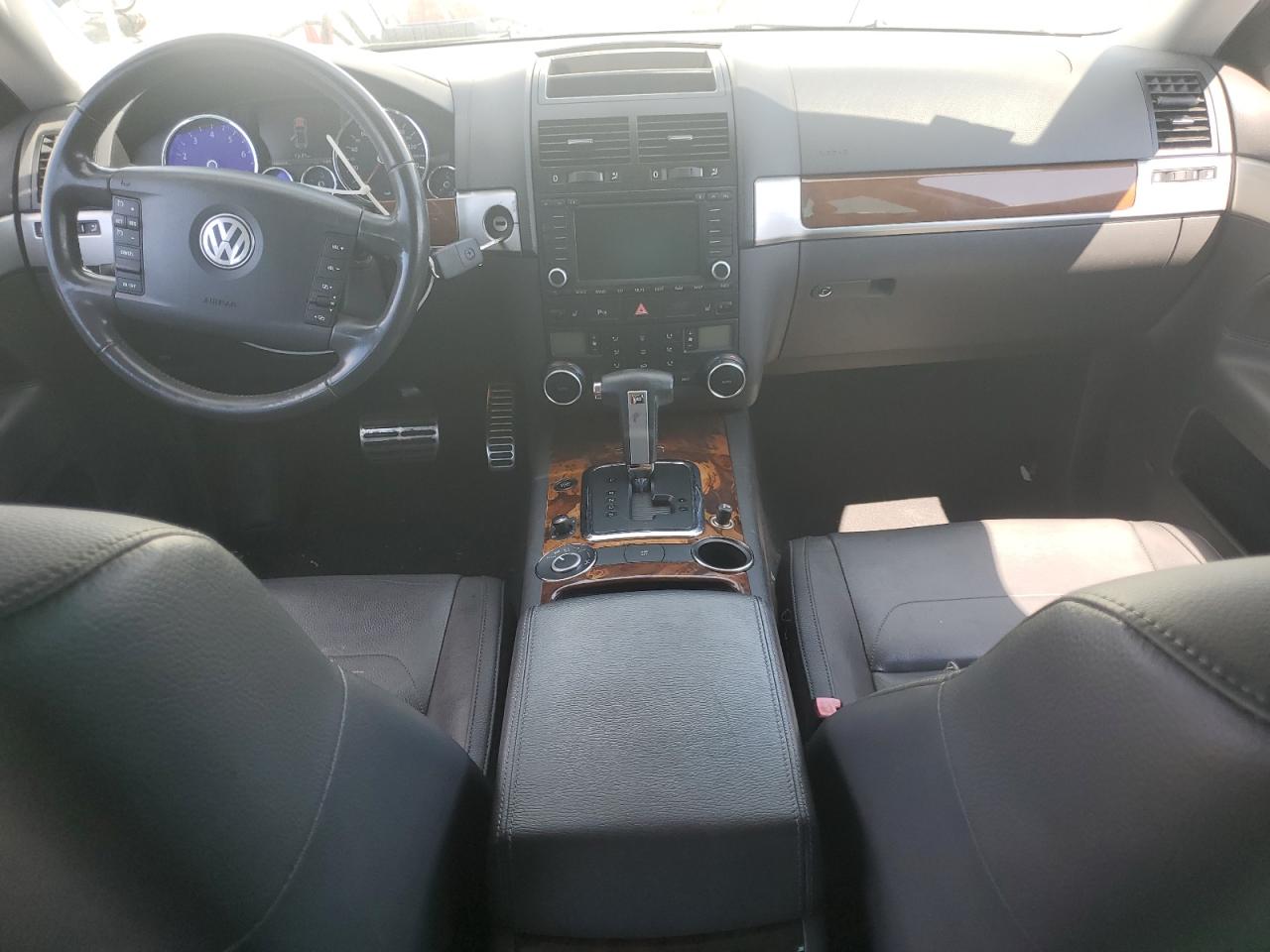 2008 Volkswagen Touareg 2 V8 VIN: WVGCB77L38D062055 Lot: 71731185