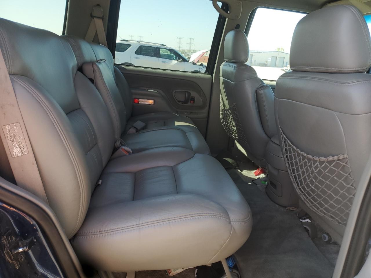 1999 Chevrolet Tahoe K1500 VIN: 1GNEK13R4XJ567548 Lot: 84009025