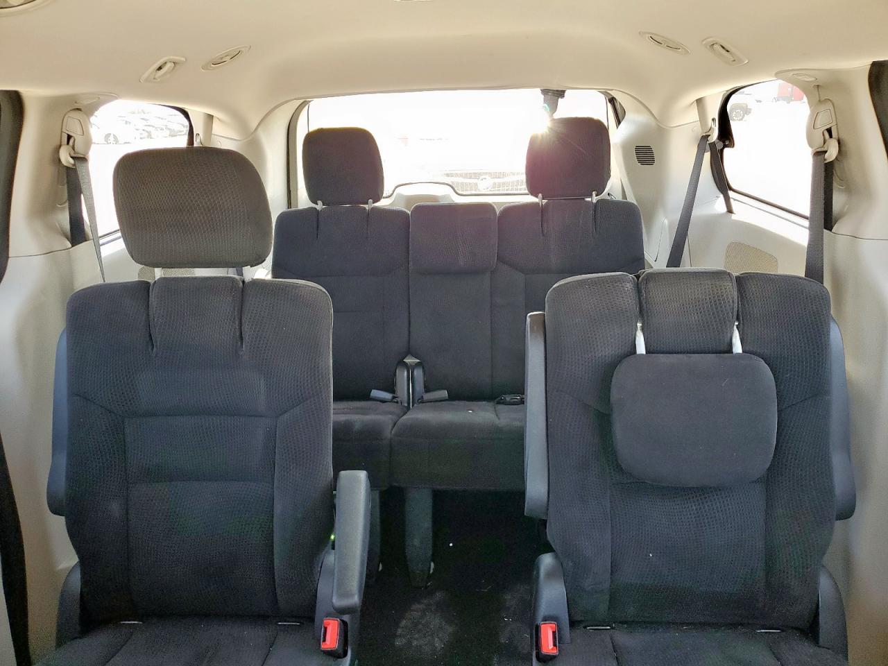 2015 Dodge Grand Caravan Sxt VIN: 2C4RDGCG5FR556638 Lot: 80021375