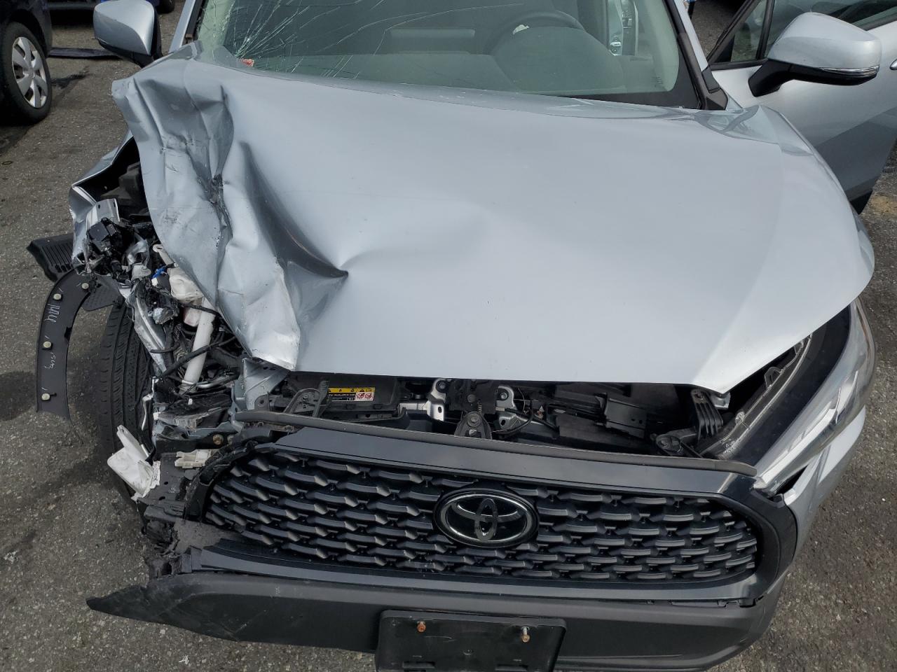 2022 Toyota Corolla Cross Le VIN: 7MUBAABG5NV025444 Lot: 80556975