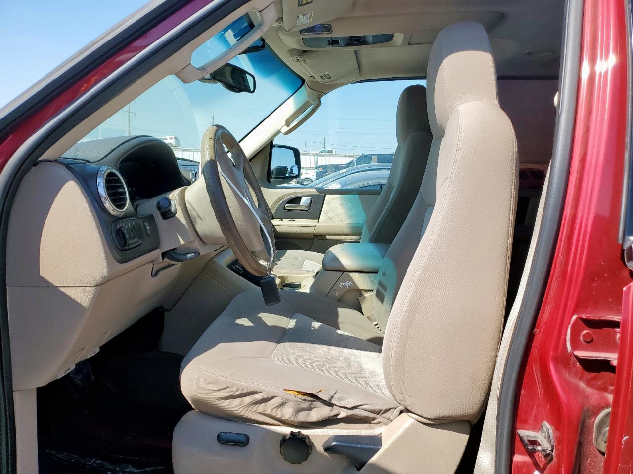 2004 Ford Expedition Xlt VIN: 1FMRU15W34LA58537 Lot: 80290855