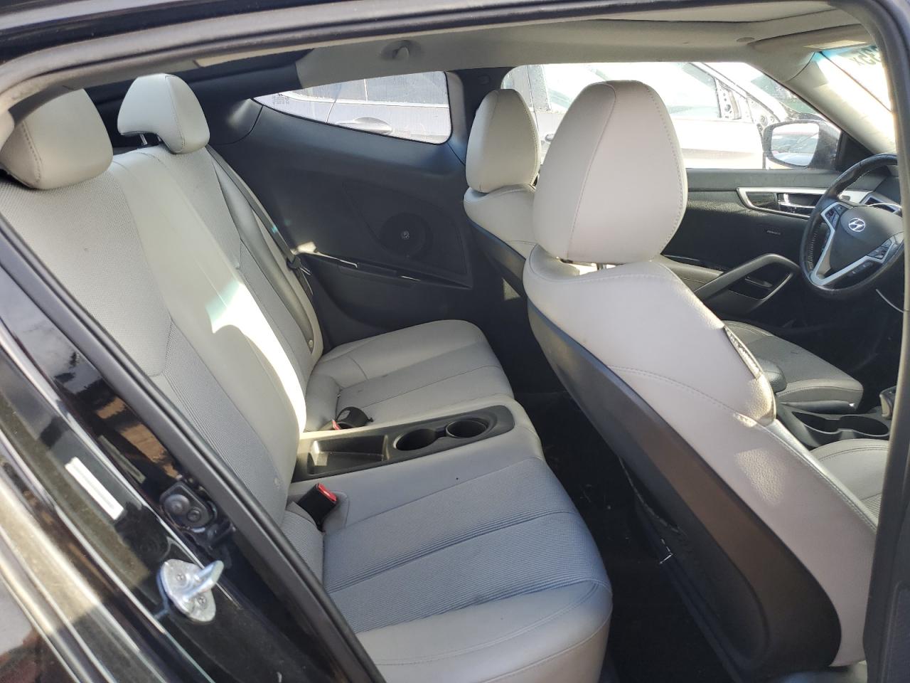 2013 Hyundai Veloster VIN: KMHTC6AD4DU096489 Lot: 82087835