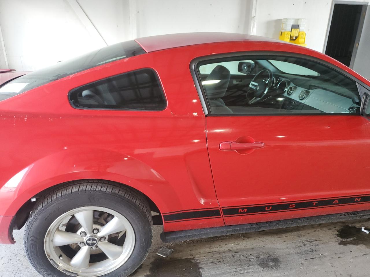 2007 Ford Mustang VIN: 1ZVFT80N575258827 Lot: 71420585