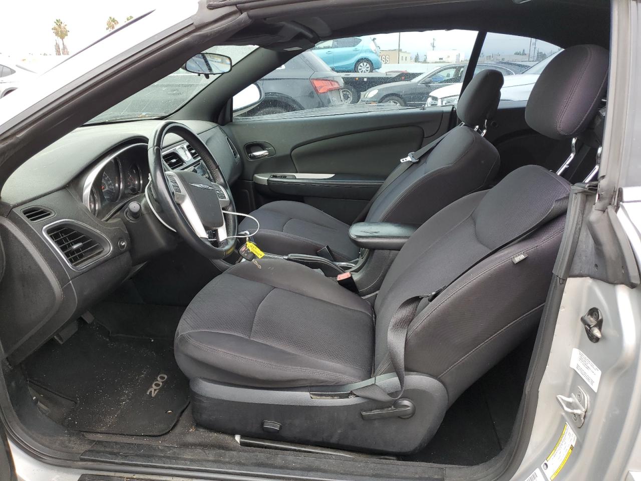 2012 Chrysler 200 Touring VIN: 1C3BCBEG3CN281515 Lot: 81541005