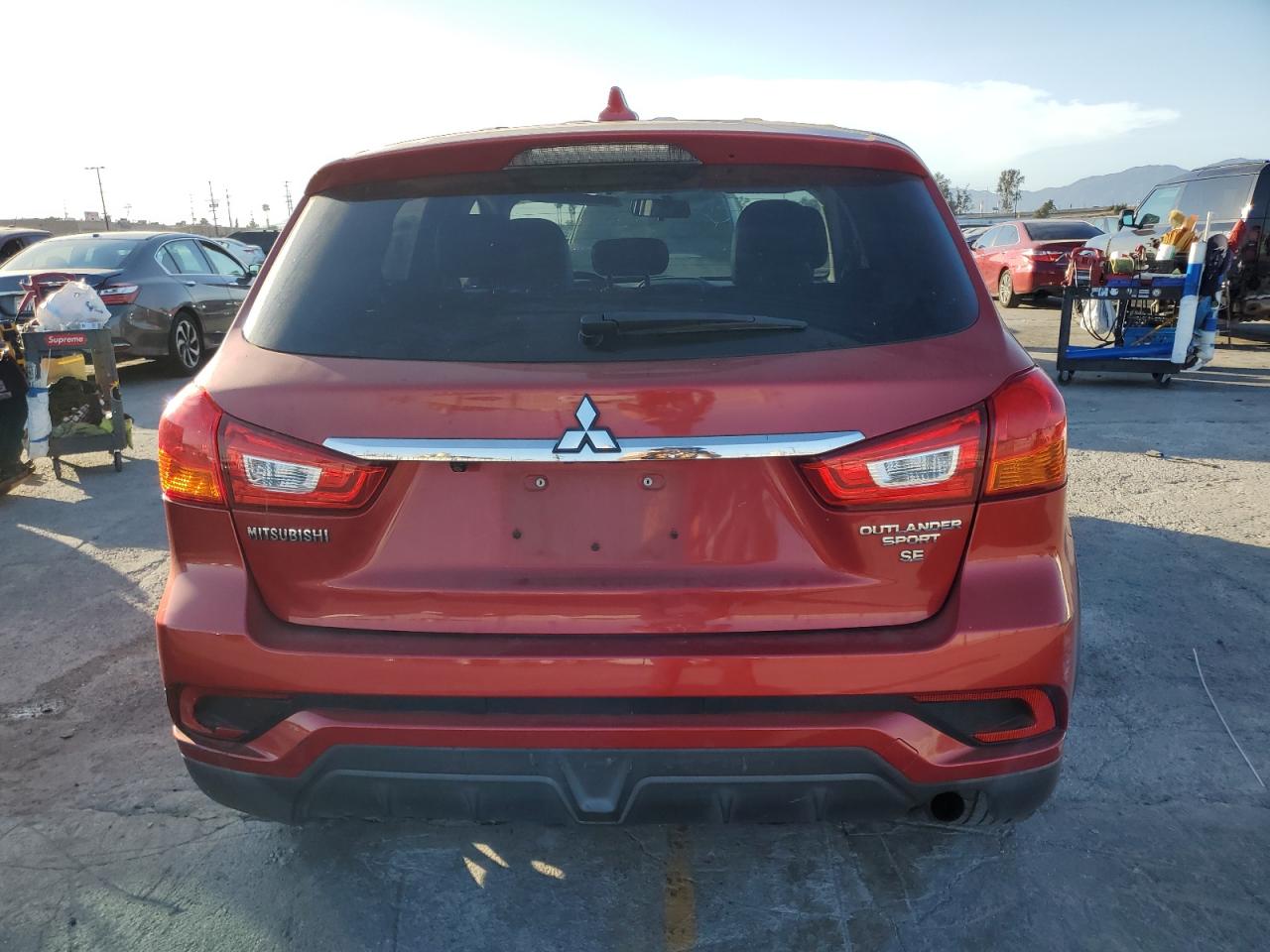 2018 Mitsubishi Outlander Sport Es VIN: JA4AP3AW1JZ035965 Lot: 71225575
