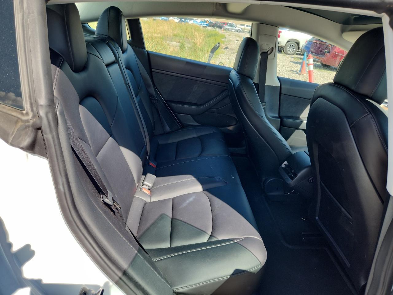 2022 Tesla Model 3 VIN: 5YJ3E1EB5NF194807 Lot: 71068355