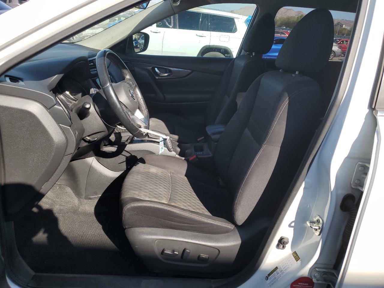 2019 Nissan Rogue S VIN: JN8AT2MT9KW266116 Lot: 80929375