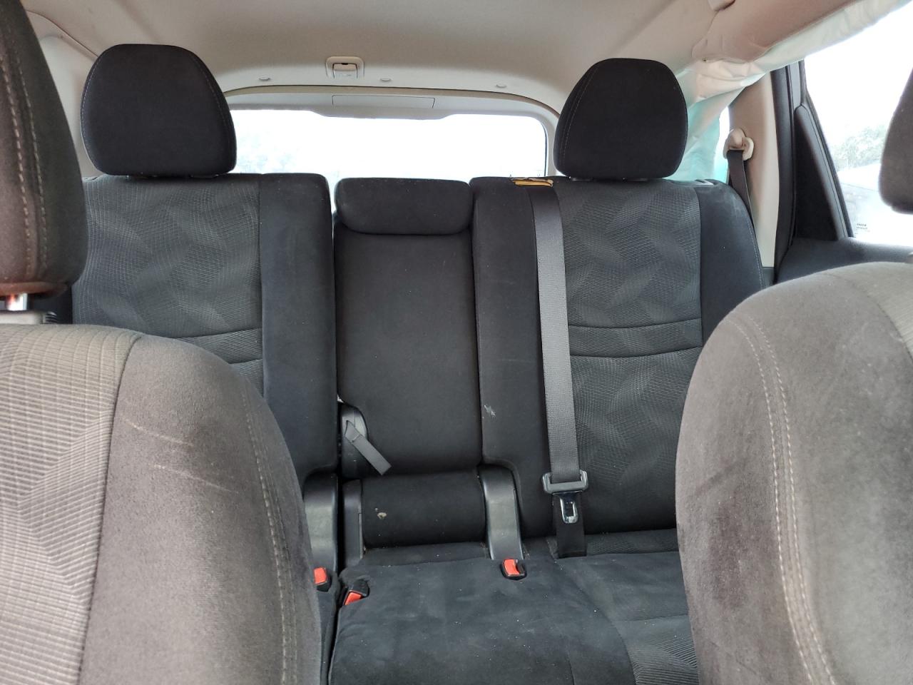 2016 Nissan Rogue S VIN: 5N1AT2MT1GC831149 Lot: 81164015