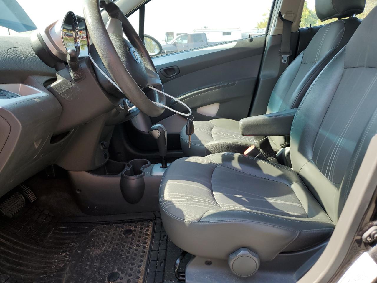 2015 Chevrolet Spark Ls VIN: KL8CB6S94FC729186 Lot: 81487435