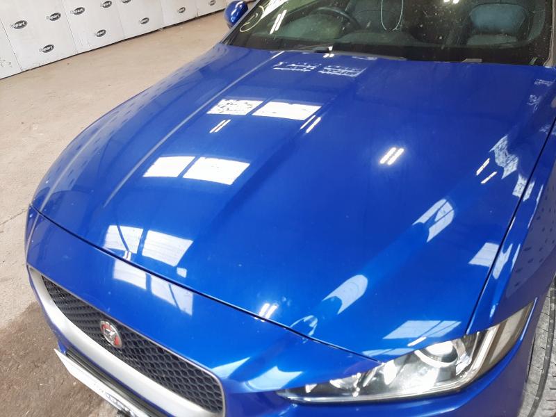 2017 JAGUAR XE R-SPORT D AUTO 