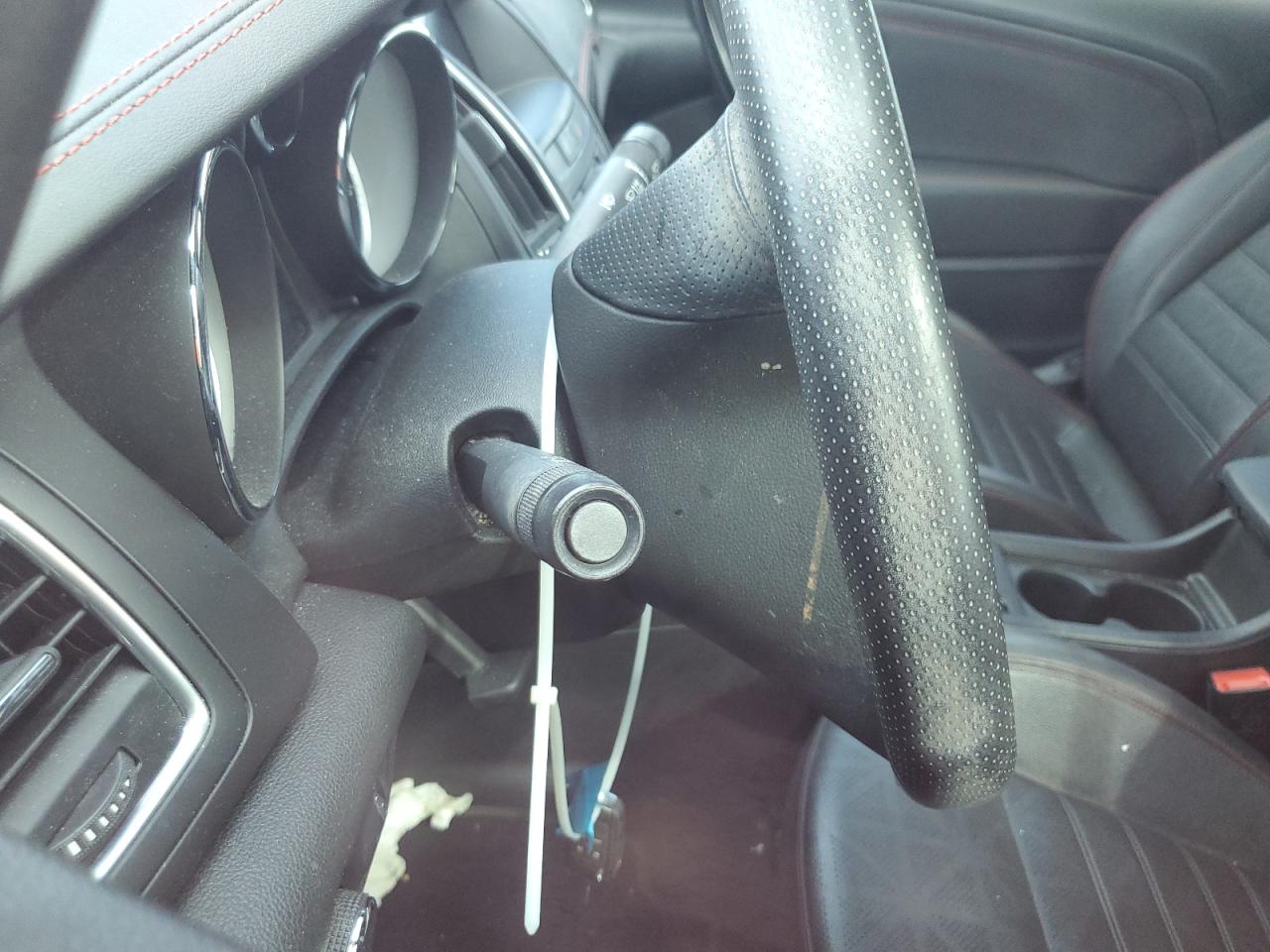 2019 Buick Cascada Sport Touring VIN: W04WJ3N54KG300805 Lot: 71906635