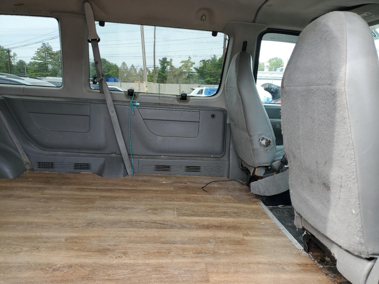 2008 Ford Econoline VIN: 1FBSS31L58DA98948 Lot: 81219735