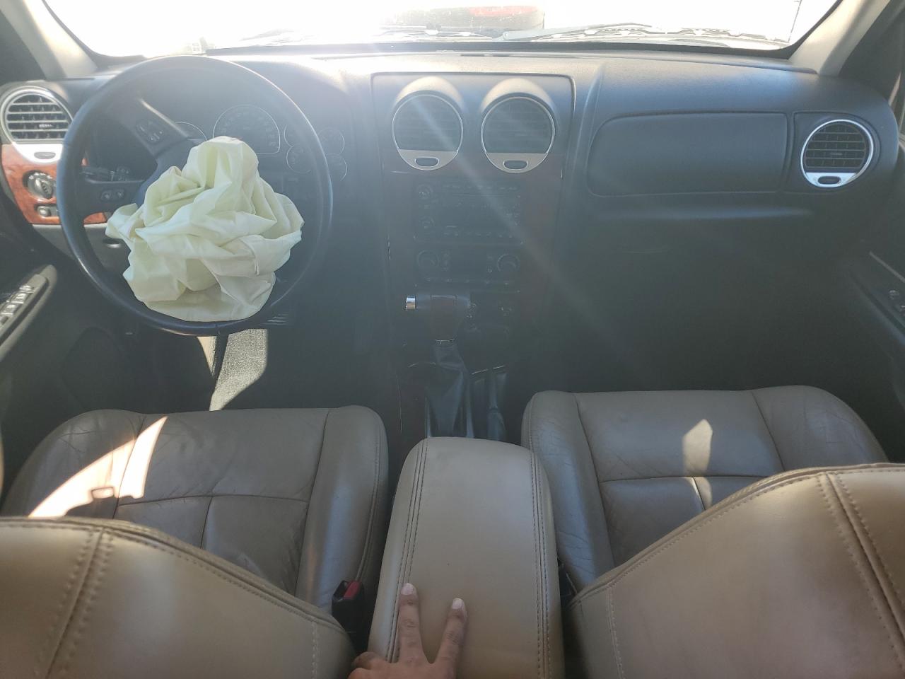 2005 GMC Envoy VIN: 1GKDT13S452339971 Lot: 81911005