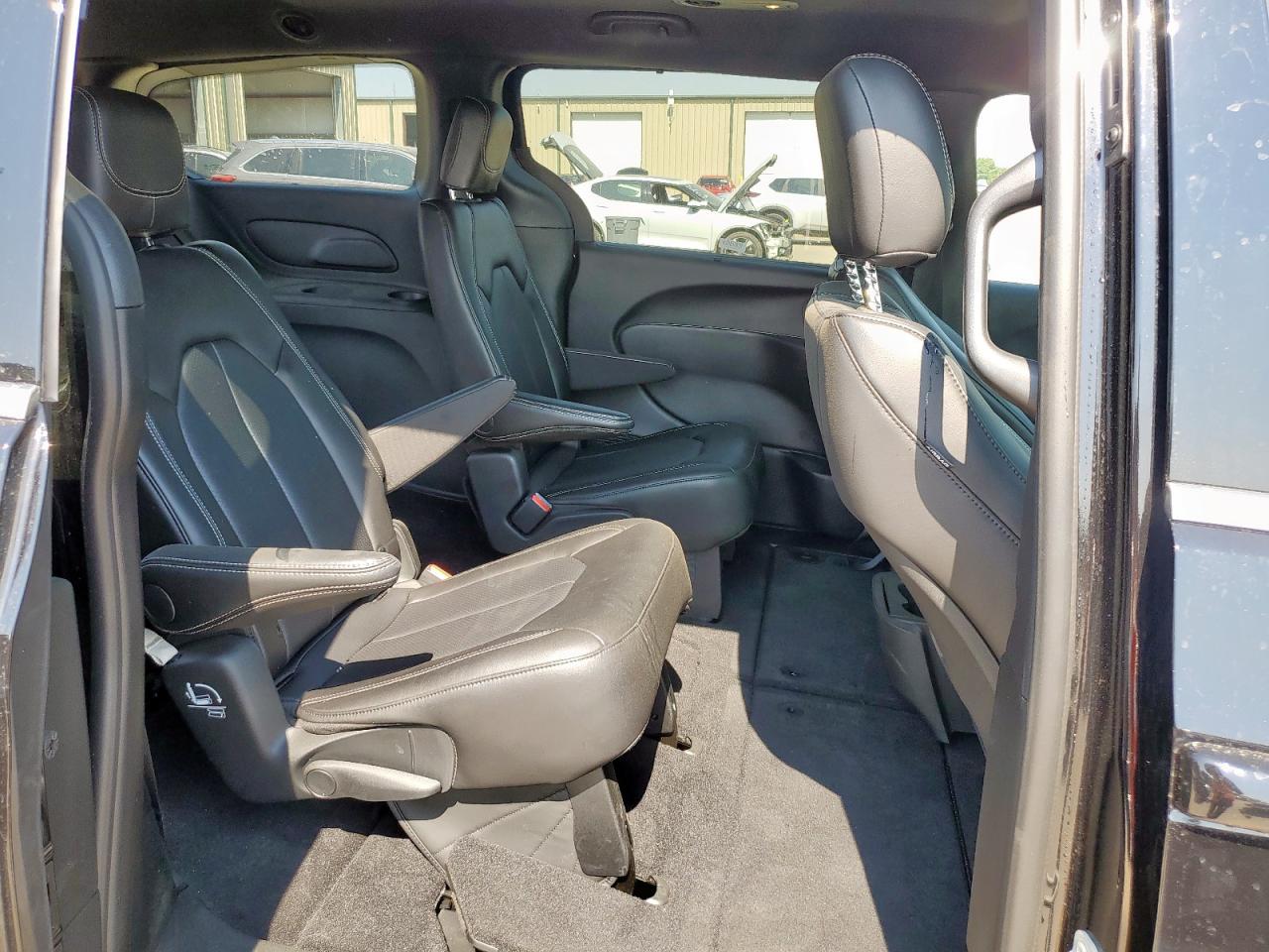 2025 Chrysler Pacifica Select VIN: 2C4RC1BGXSR597701 Lot: 81414565