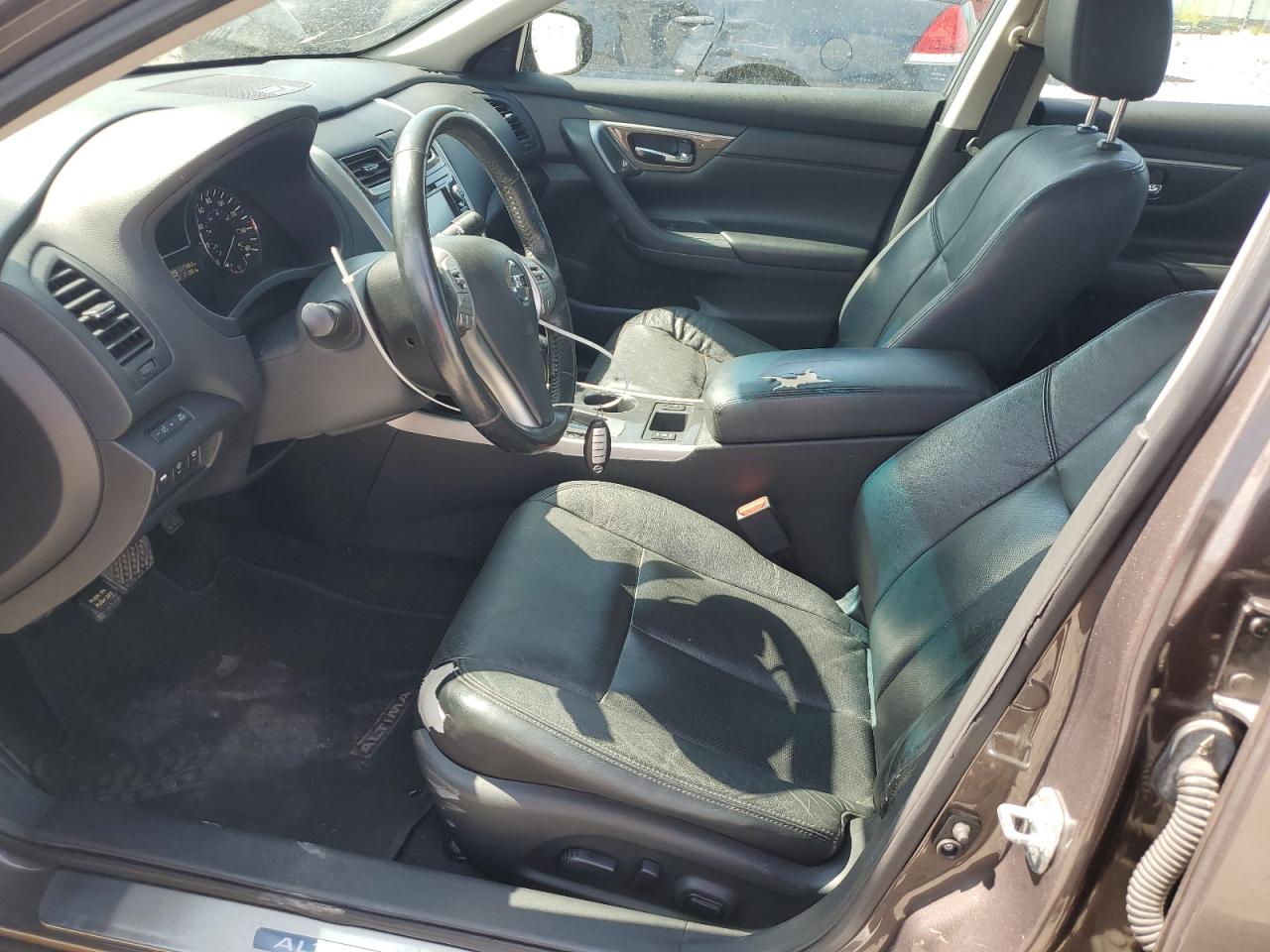 2015 Nissan Altima 2.5 VIN: 1N4AL3AP4FN372323 Lot: 70833985