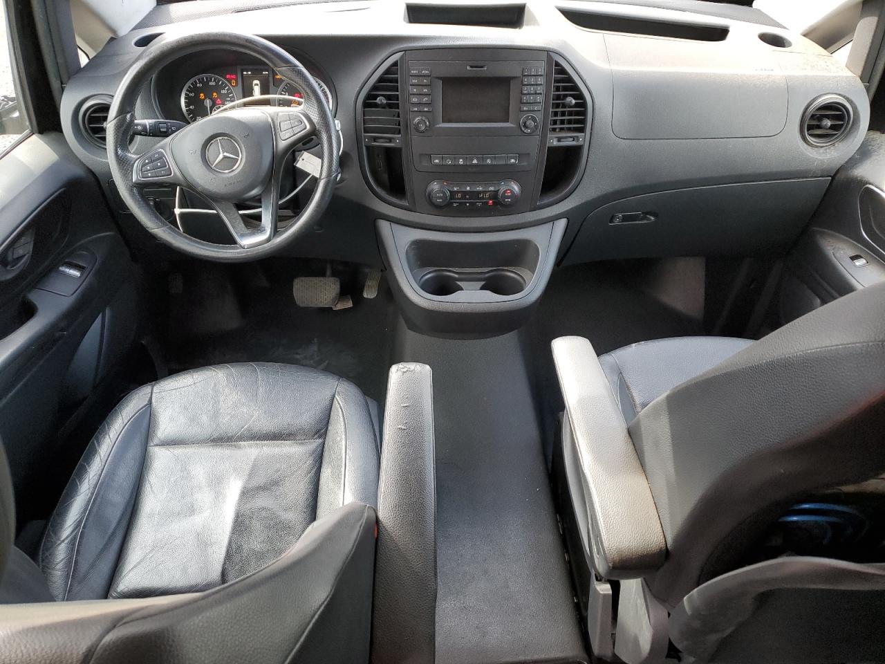 2017 Mercedes Benz Metris Pas VIN: IDCO004402ZZ Lot: 84753585