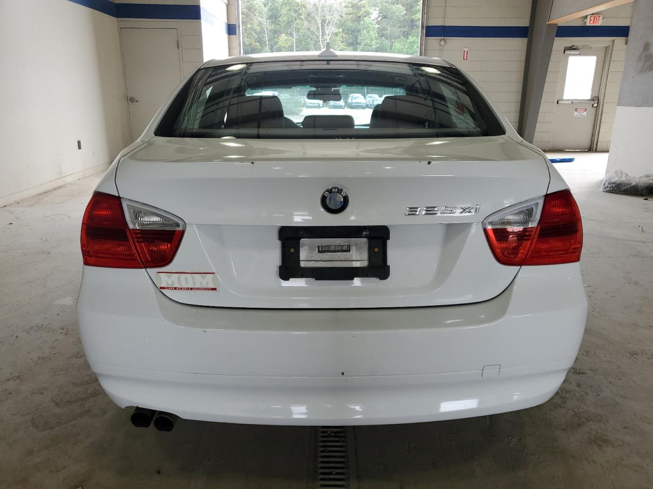 2006 BMW 325 Xi VIN: WBAVD13546KV08960 Lot: 81710605