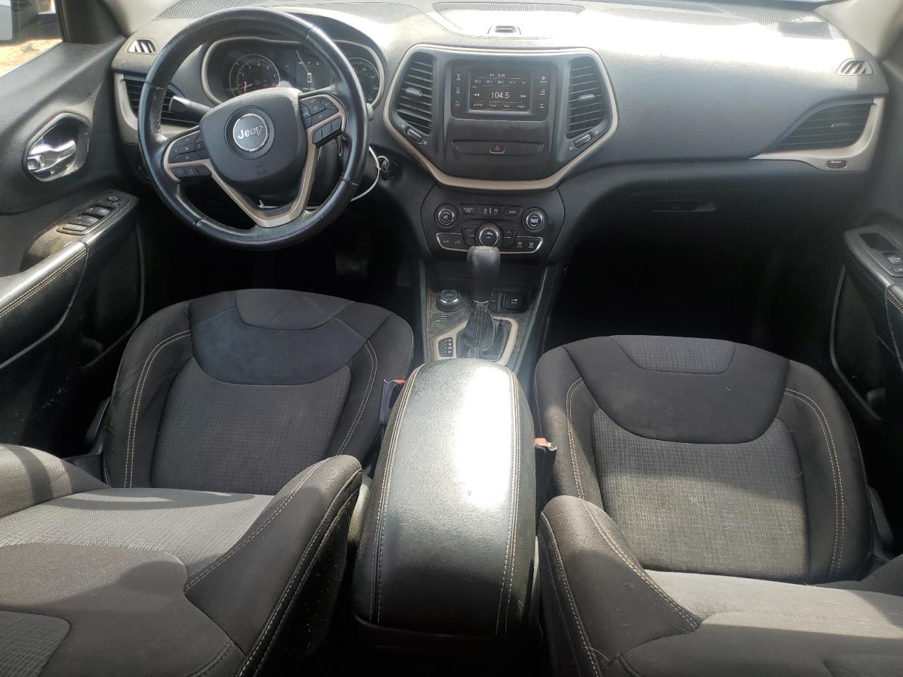 2015 Jeep Cherokee Latitude VIN: 1C4PJMCS2FW571592 Lot: 80284685