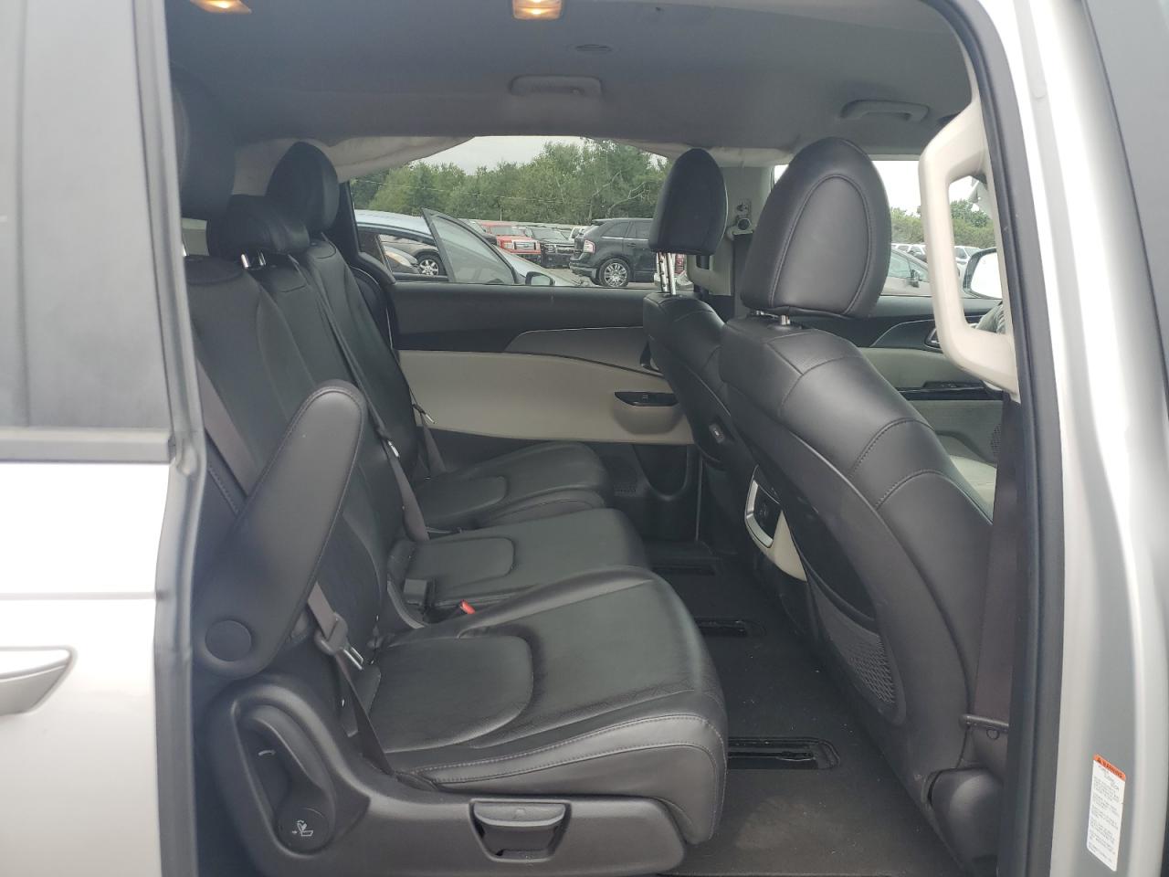 2022 Kia Carnival Lx VIN: KNDNB4H35N6118975 Lot: 81112265