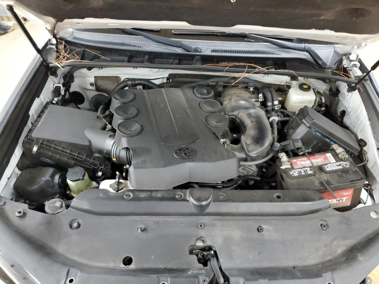 2019 Toyota 4Runner Sr5/Sr5 Premium VIN: JTEBU5JR0K5735859 Lot: 84413995