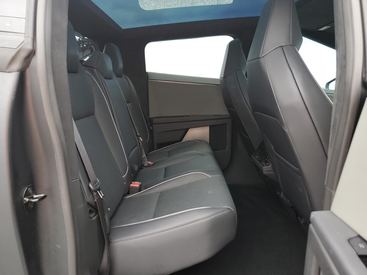 2024 Tesla Cybertruck VIN: 7G2CEHED0RA046803 Lot: 71496845