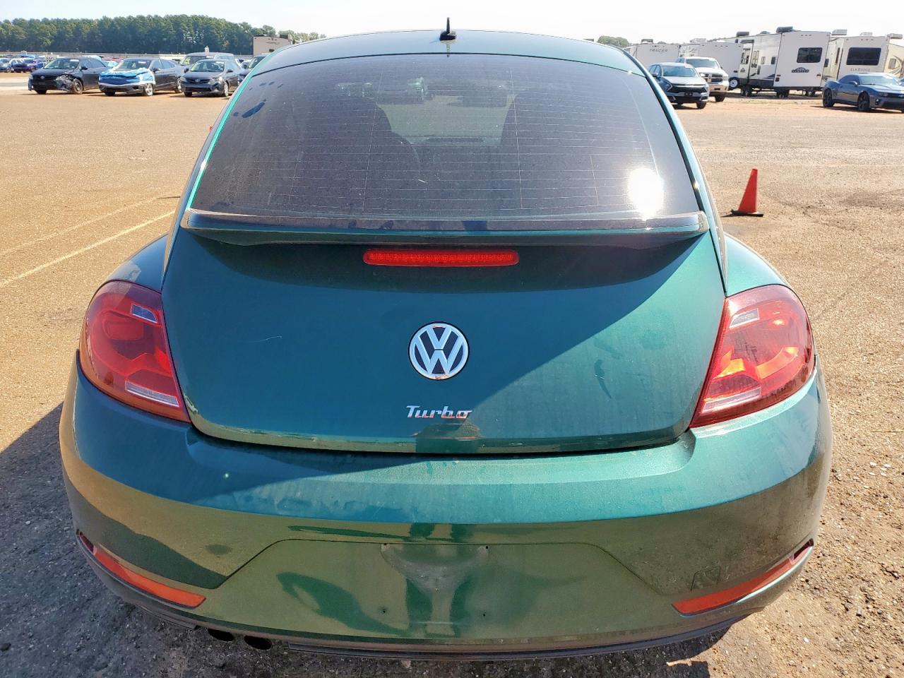 2017 Volkswagen Beetle 1.8T VIN: 3VWF17ATXHM611099 Lot: 84446885