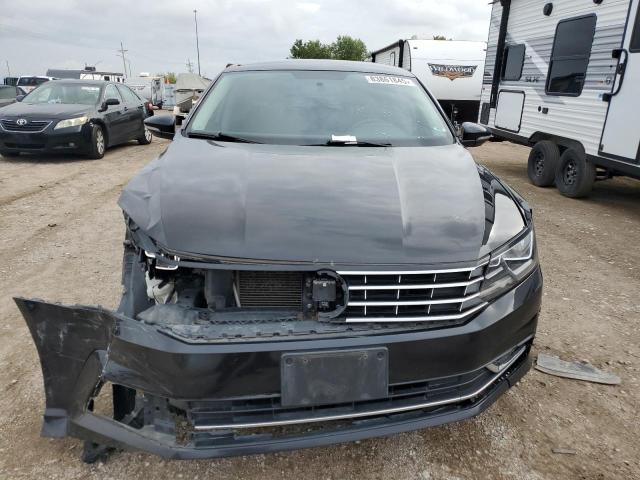  VOLKSWAGEN PASSAT 2017 Черный