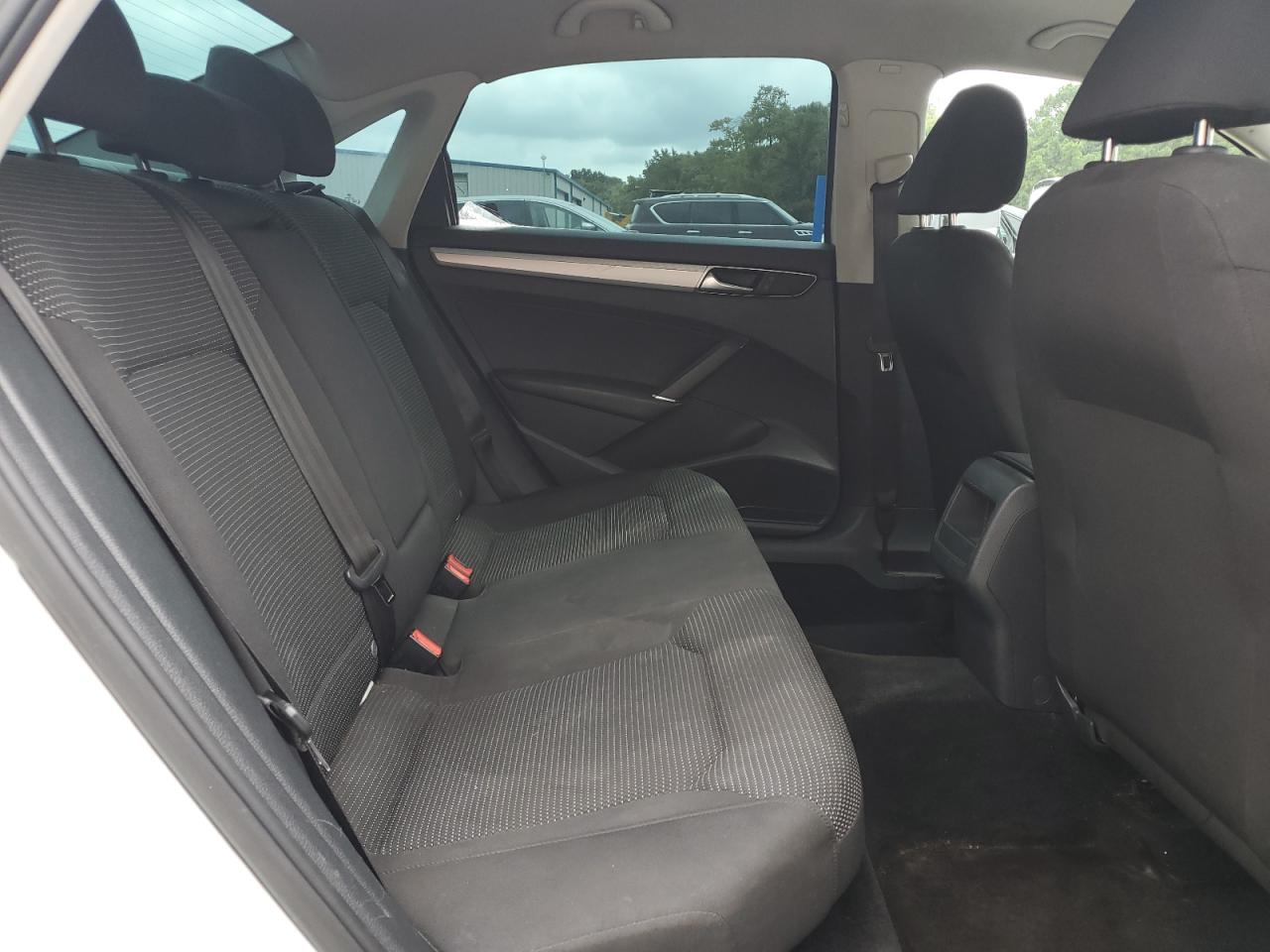 2017 Volkswagen Passat S VIN: 1VWAT7A36HC071773 Lot: 81124865