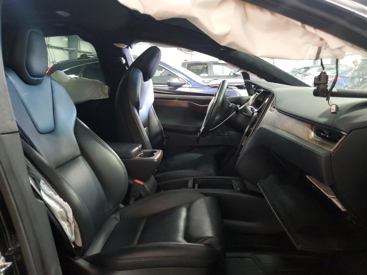 2020 Tesla Model X VIN: 5YJXCBE25LF298417 Lot: 84620875