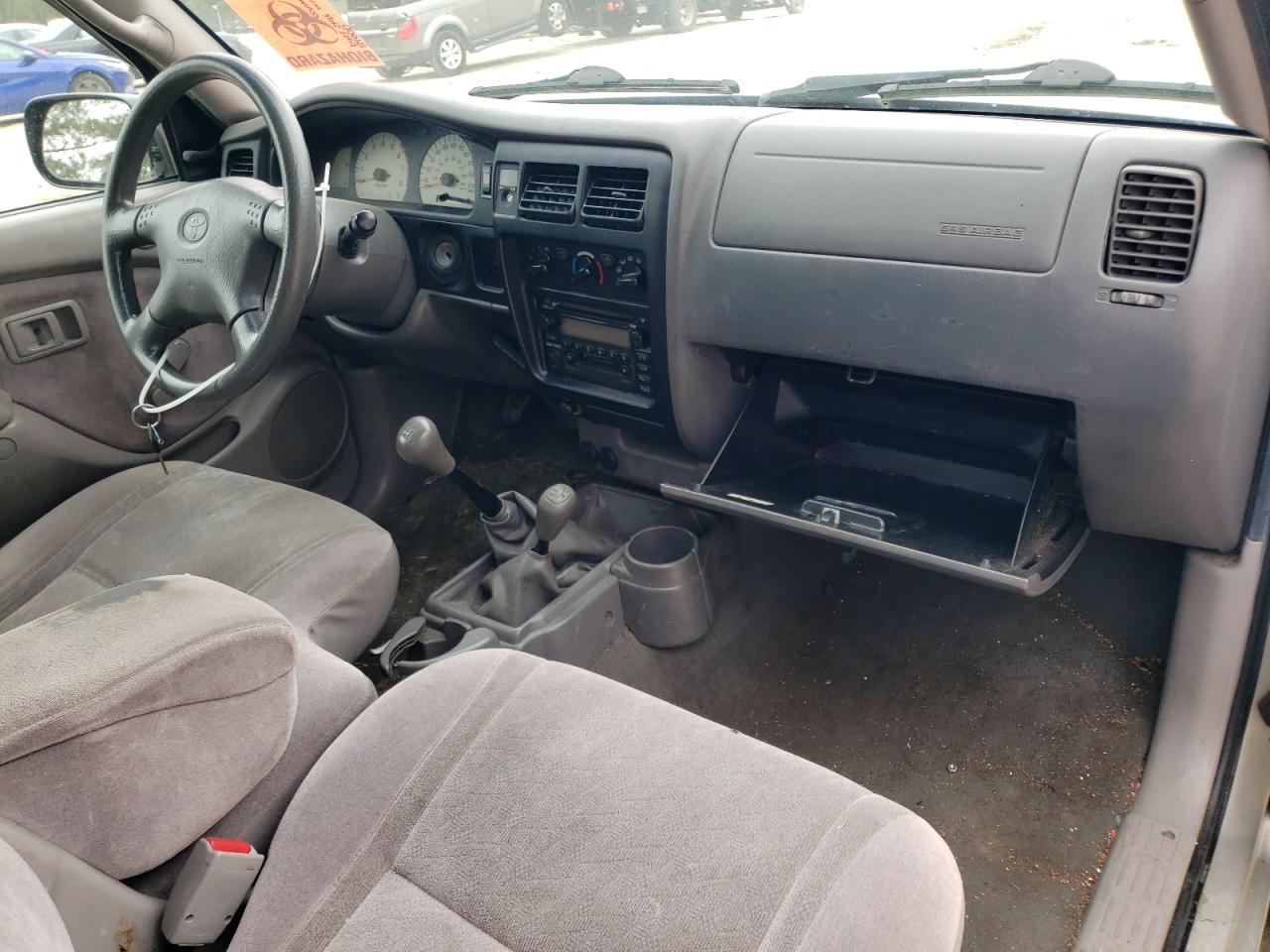 2004 Toyota Tacoma Xtracab VIN: 5TEWM72N24Z397555 Lot: 81655825