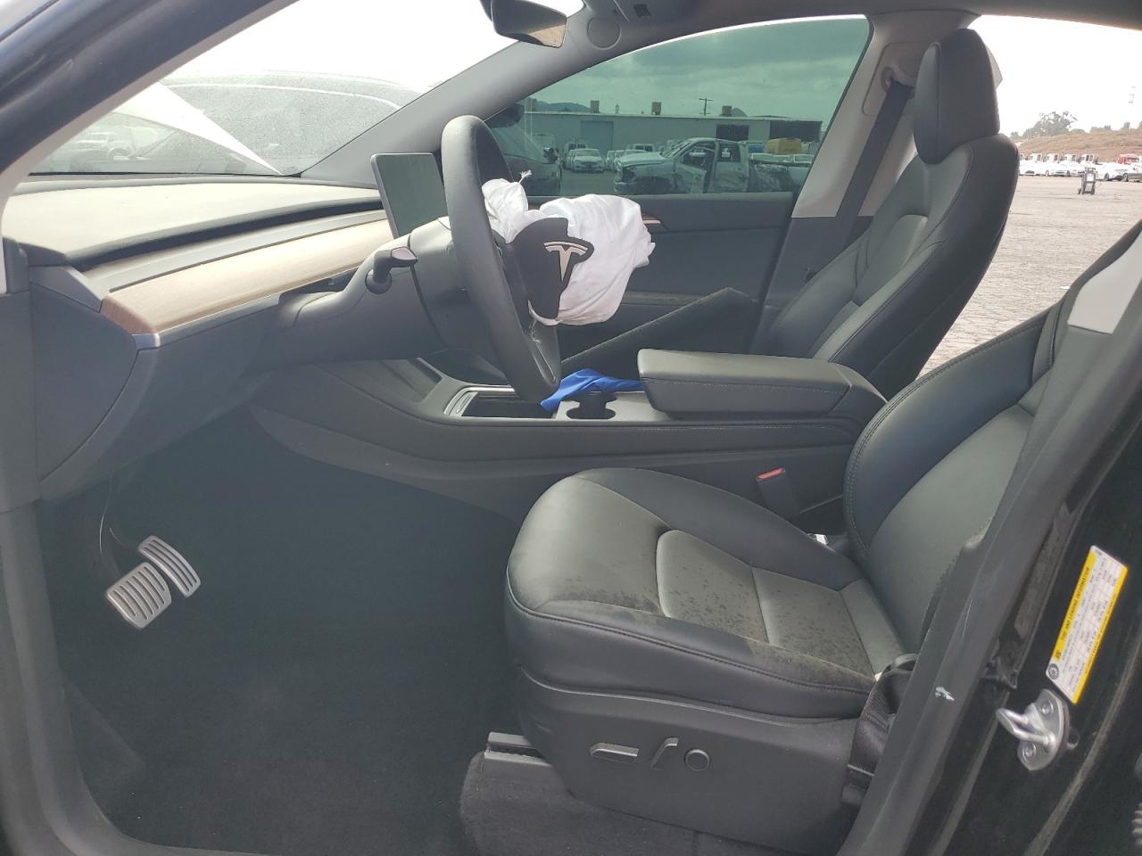 2023 Tesla Model Y VIN: 7SAYGDEF6PF917042 Lot: 84633515