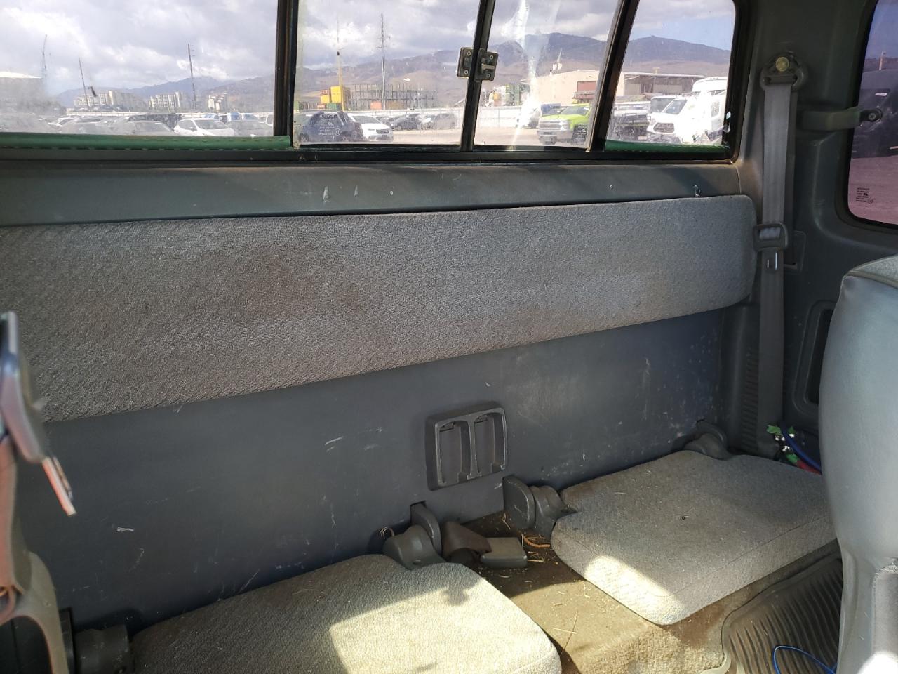 1995 Toyota Tacoma Xtracab VIN: 4TAUN73C4SZ050332 Lot: 84051965