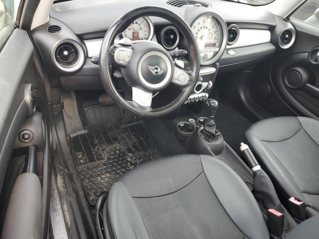 2009 Mini Cooper VIN: WMWMF33519TW72795 Lot: 81784885