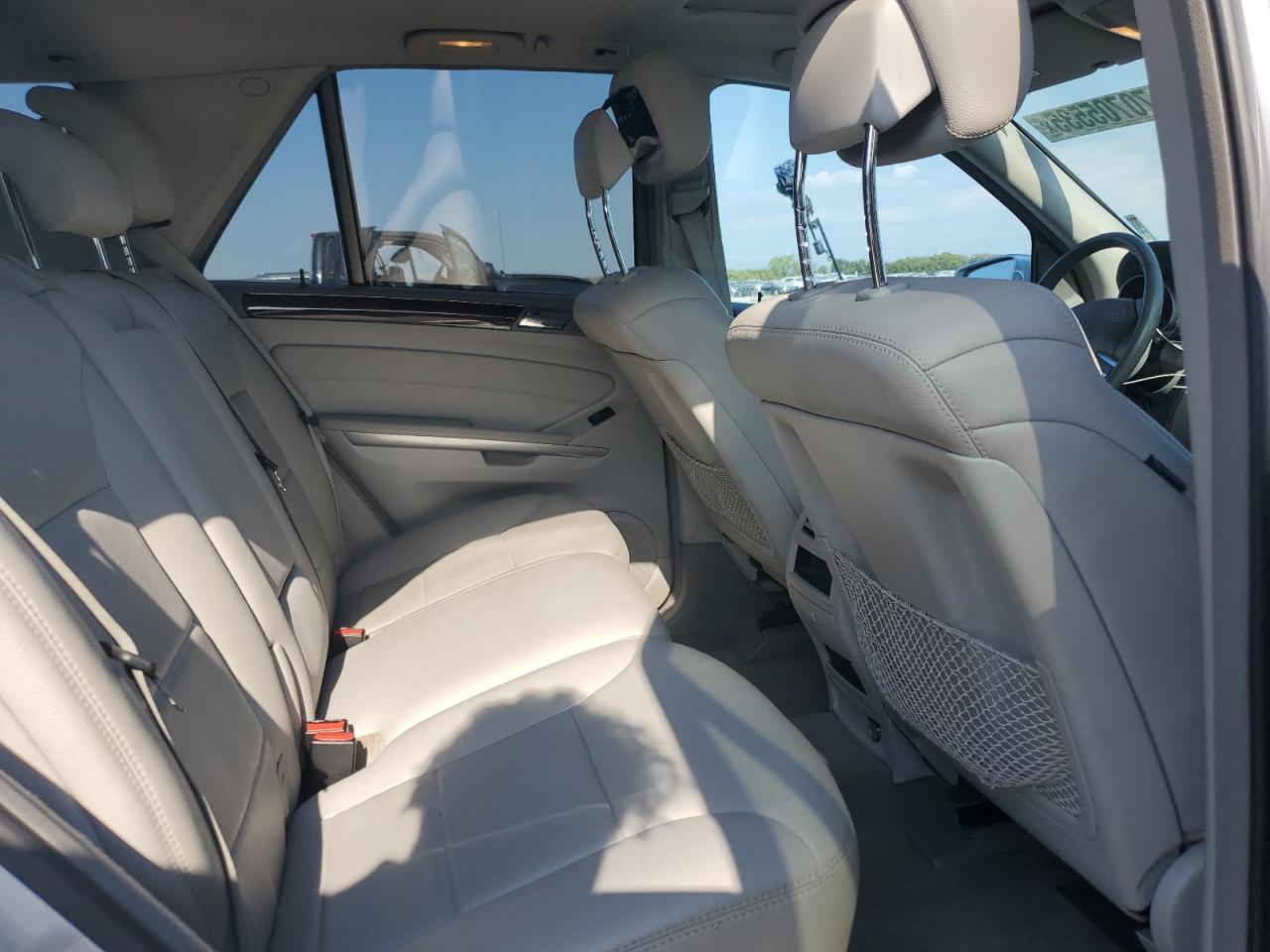 2011 Mercedes-Benz Ml 350 4Matic VIN: 4JGBB8GBXBA702571 Lot: 70705535