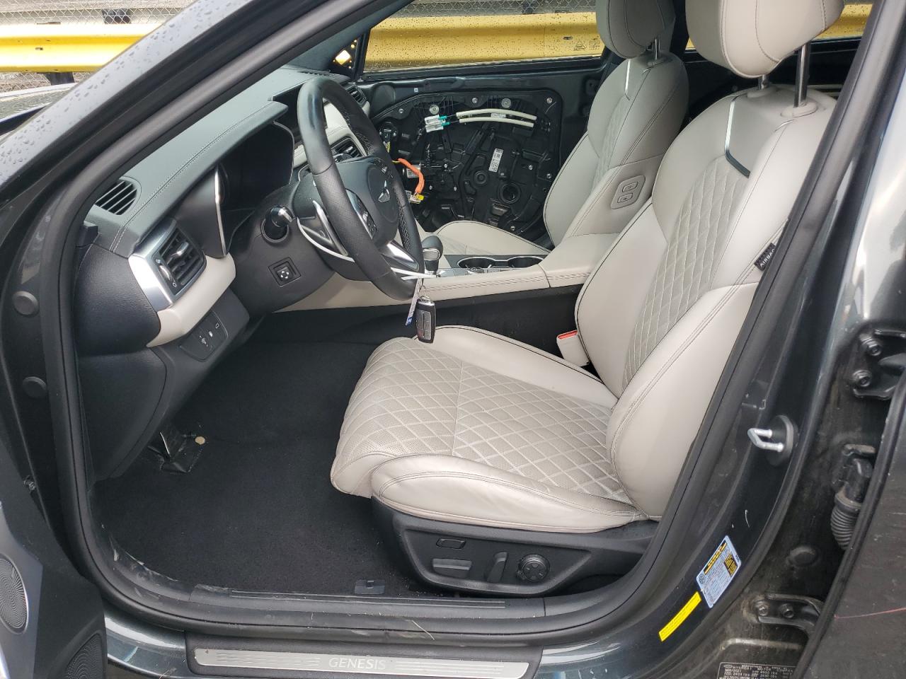 2022 Genesis G70 Base VIN: KMTG54TE4NU082993 Lot: 81861045