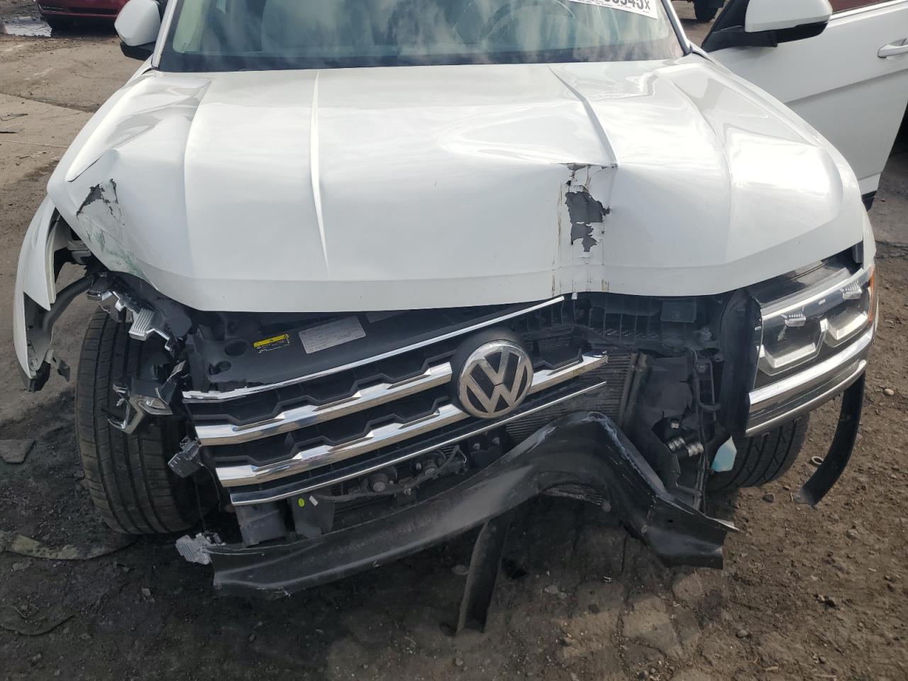 2018 Volkswagen Atlas Se VIN: 1V2LR2CA8JC524417 Lot: 71705945