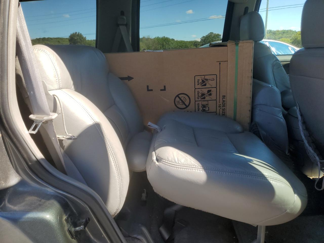 1999 Chevrolet Tahoe K1500 VIN: 1GNEK13R9XJ378765 Lot: 84566135