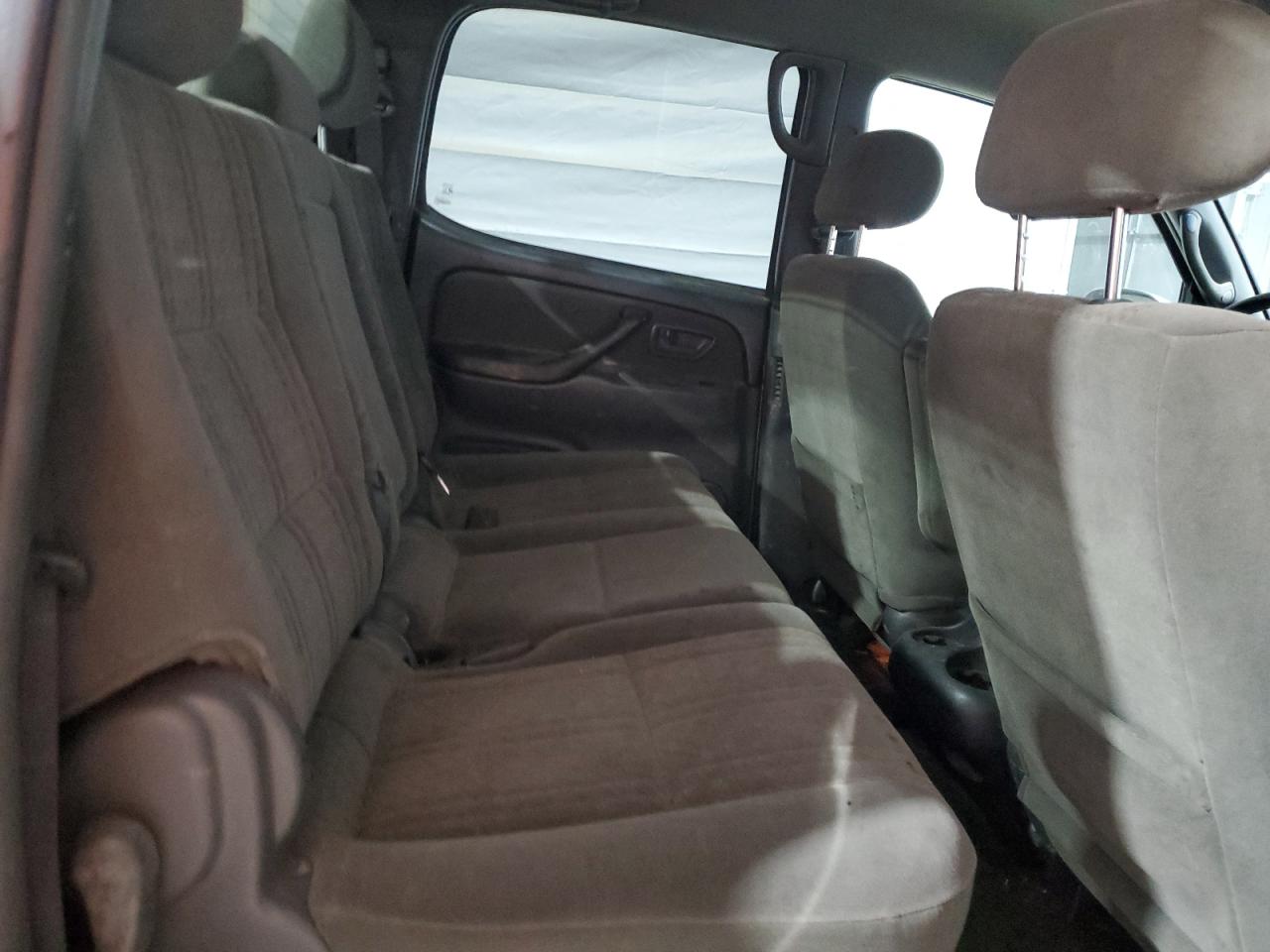 2004 Toyota Tundra Double Cab Sr5 VIN: 5TBDT44104S440007 Lot: 71228355