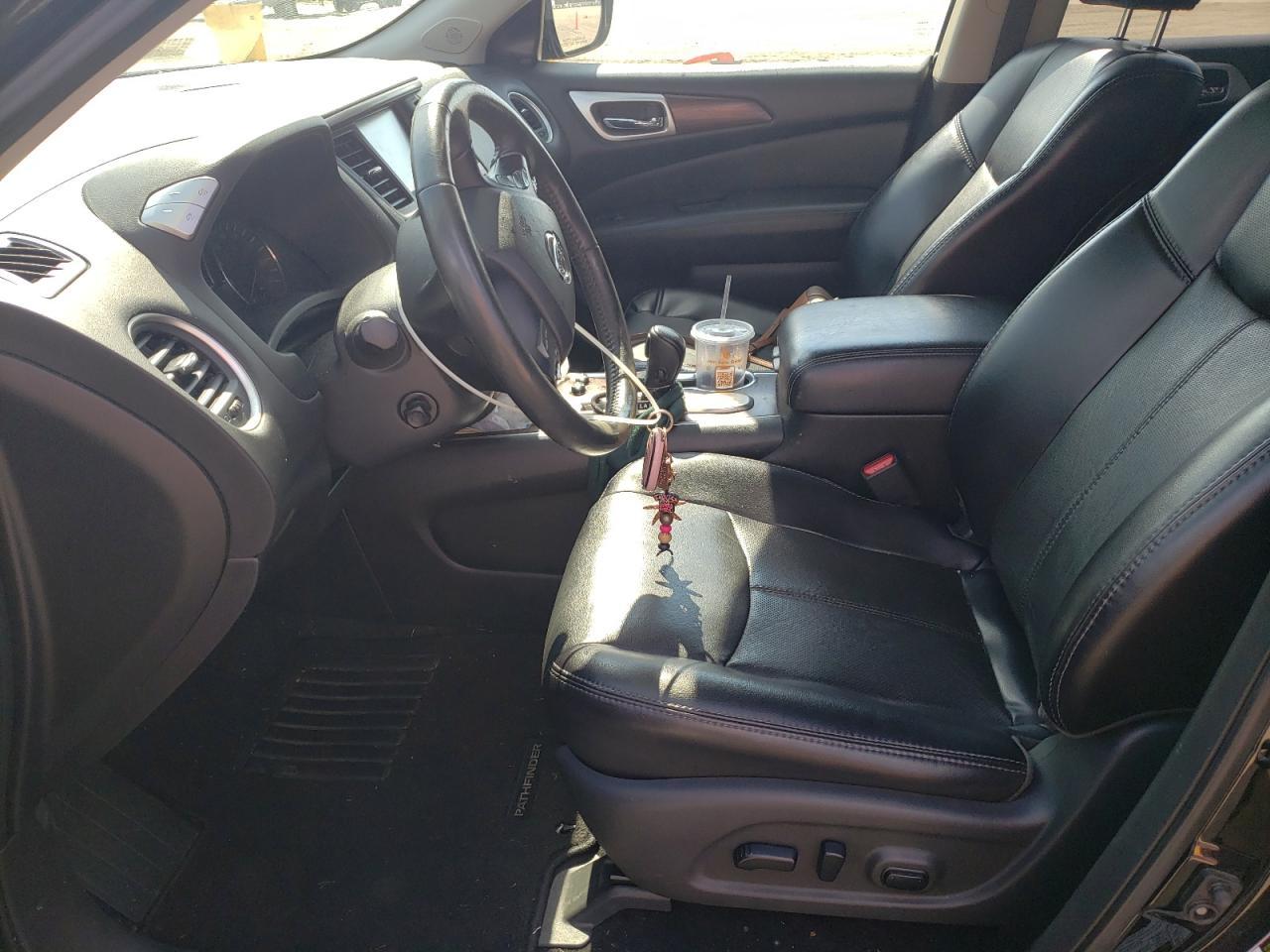 2018 Nissan Pathfinder S VIN: 5N1DR2MNXJC675746 Lot: 71043875