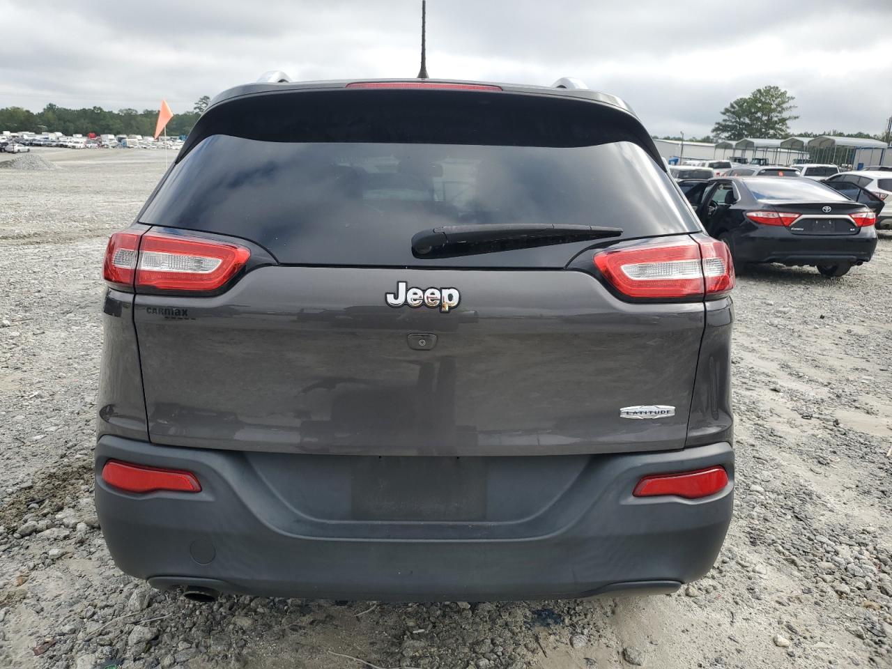 2018 Jeep Cherokee Latitude Plus VIN: 1C4PJLLB6JD597031 Lot: 83788335