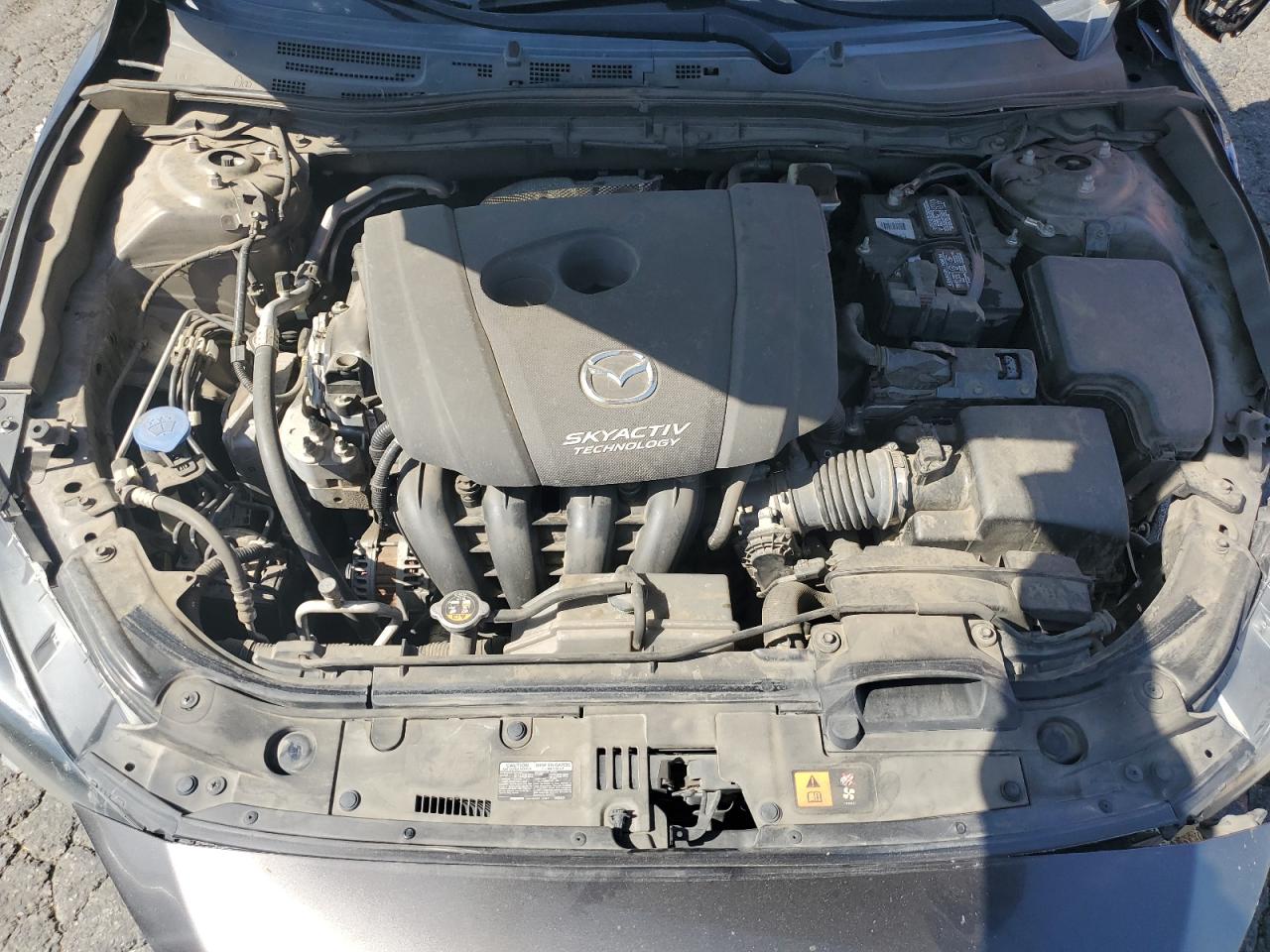 2018 Mazda 3 Touring VIN: 3MZBN1V35JM166805 Lot: 71644955