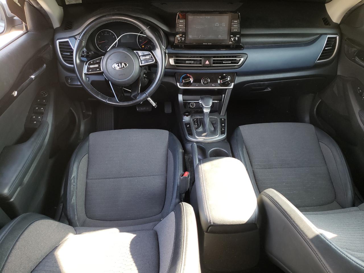 2021 Kia Seltos S VIN: KNDEUCAAXM7174268 Lot: 71799365