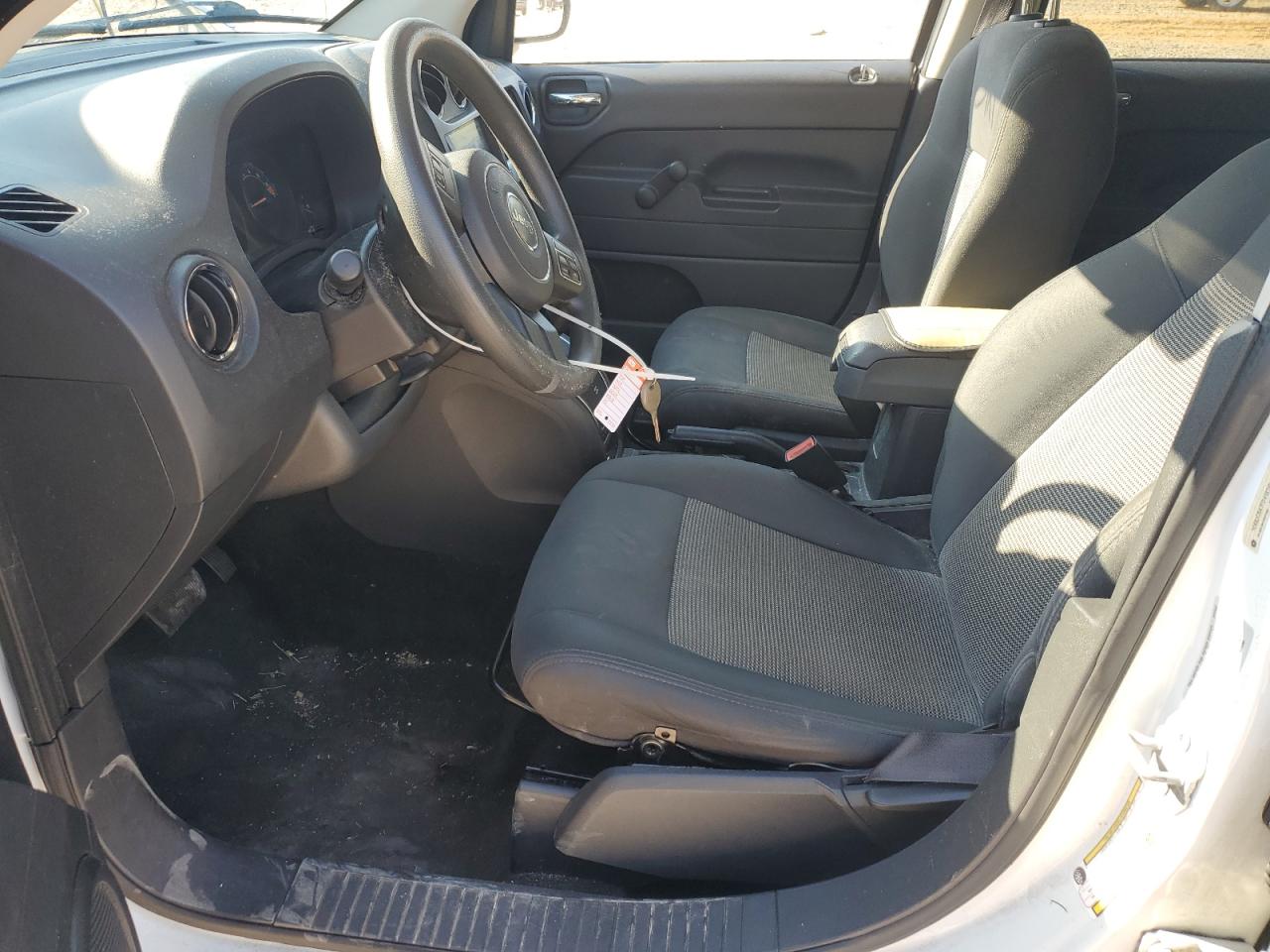 2015 Jeep Compass Sport VIN: 1C4NJCBA7FD418745 Lot: 80683795