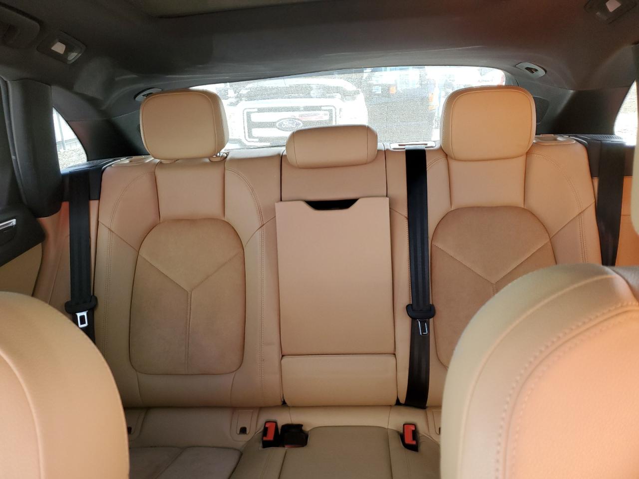 2018 Porsche Macan VIN: WP1AA2A5XJLB04758 Lot: 71359275