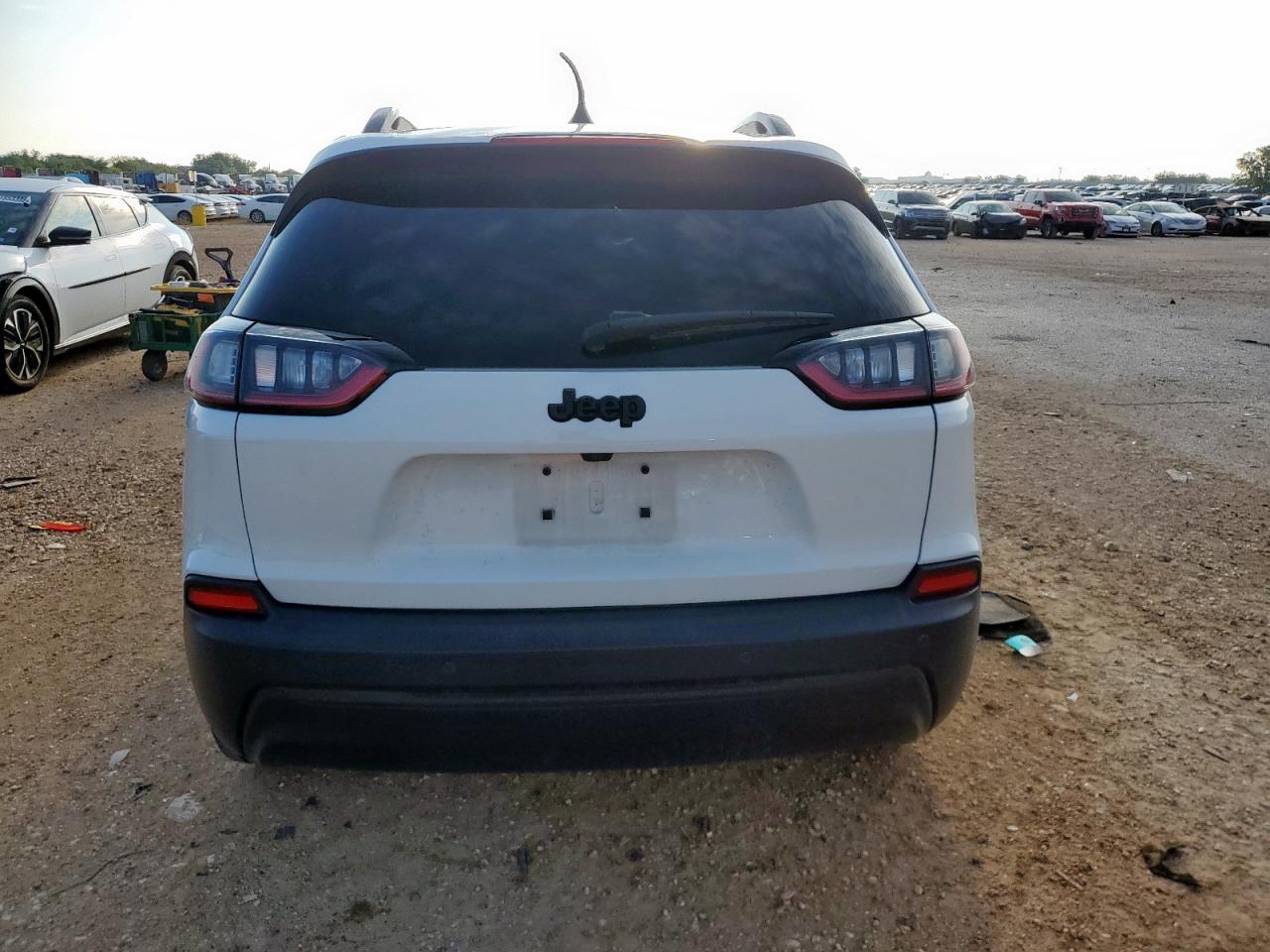 2020 Jeep Cherokee Latitude Plus VIN: 1C4PJLLB9LD602340 Lot: 71931755