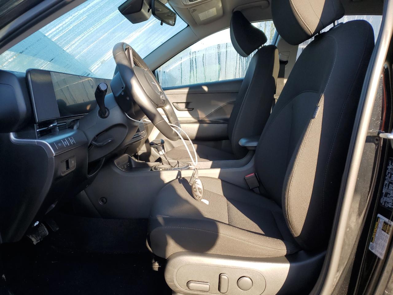 2024 Hyundai Kona Sel VIN: KM8HBCABXRU071447 Lot: 84022135