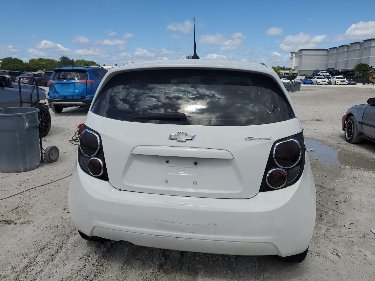 2014 Chevrolet Sonic Ls VIN: 1G1JA6SH1E4152045 Lot: 84885385